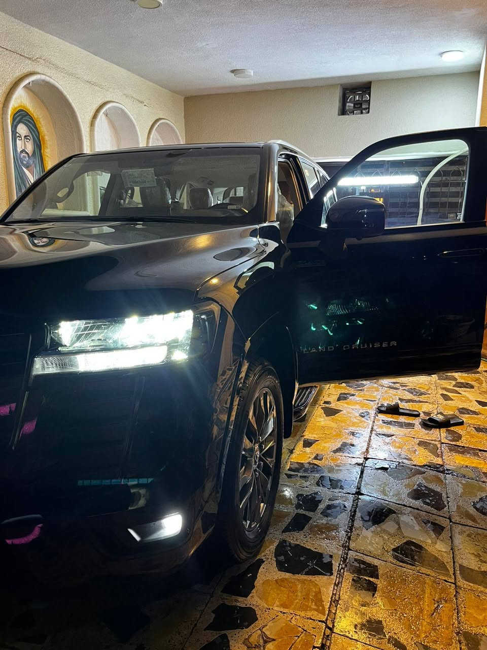 السلام عليكم
لاندكروز 24 بلاك ادشن ساس اصل ماشية 15 الف مكفوله وبعدها بالضمان 

السعر 74 الف دولار

للستفسار ***********

f
