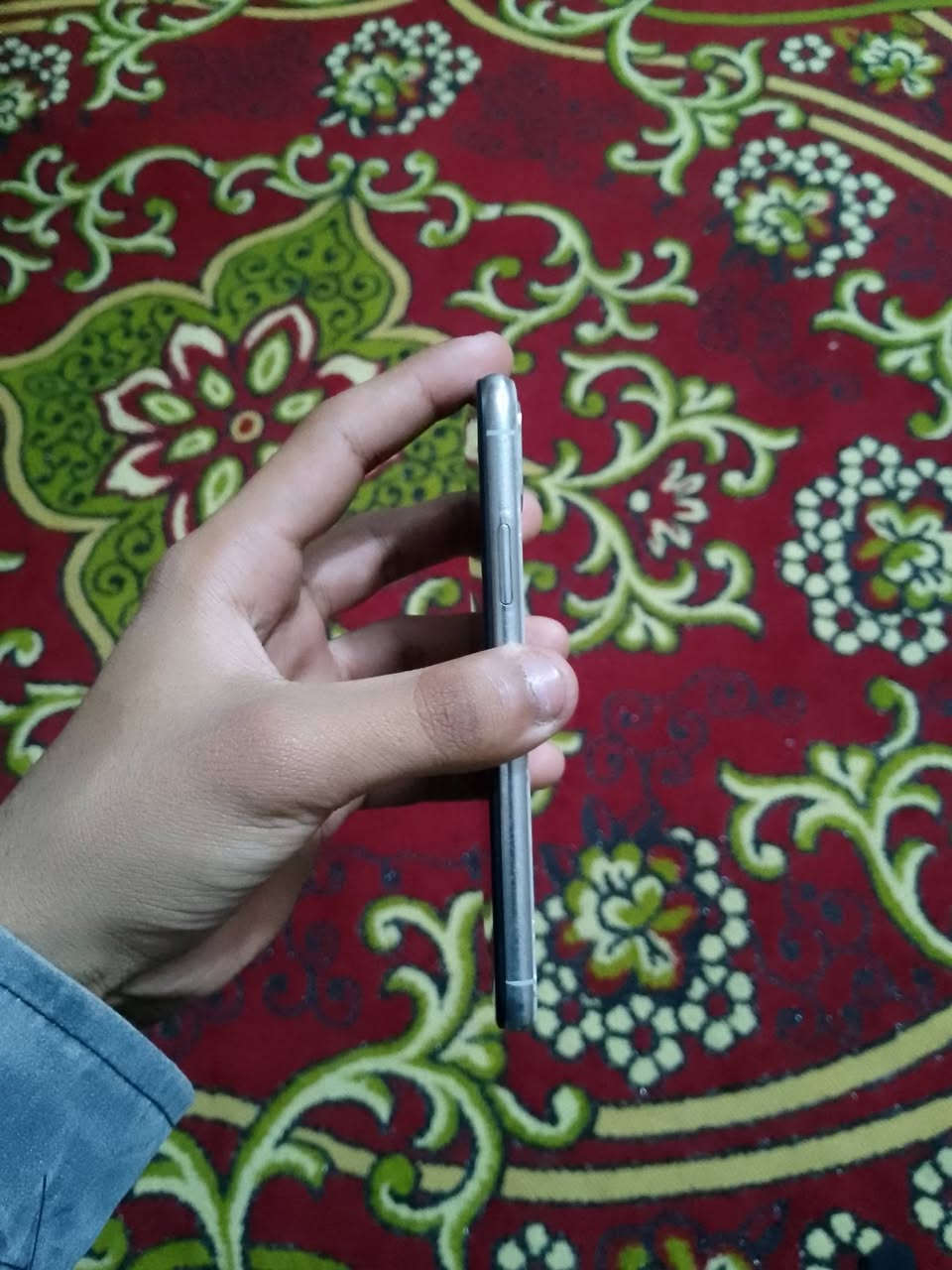 ايفون x ععادي للبيع ب50 بي مجال بسيط كلش 

ذاكره 64 بطاريه 100 الجهاز شغال بس وكع مني وطفت الكامره الخلفيه والصوت مالته وكف والضهر اتكسر وكع مني وهيج صار بيه وماوديته ولا فحصته هيج ابيعلكياه شغال مابي شي 

مكاني بغداد الغزاليه شارع المشجر.


**إذا كنت صاحب هذا الإعلان وتريد حذفه لأي سبب، رجاءا أرسل رسالة إلى الدعم الفني**