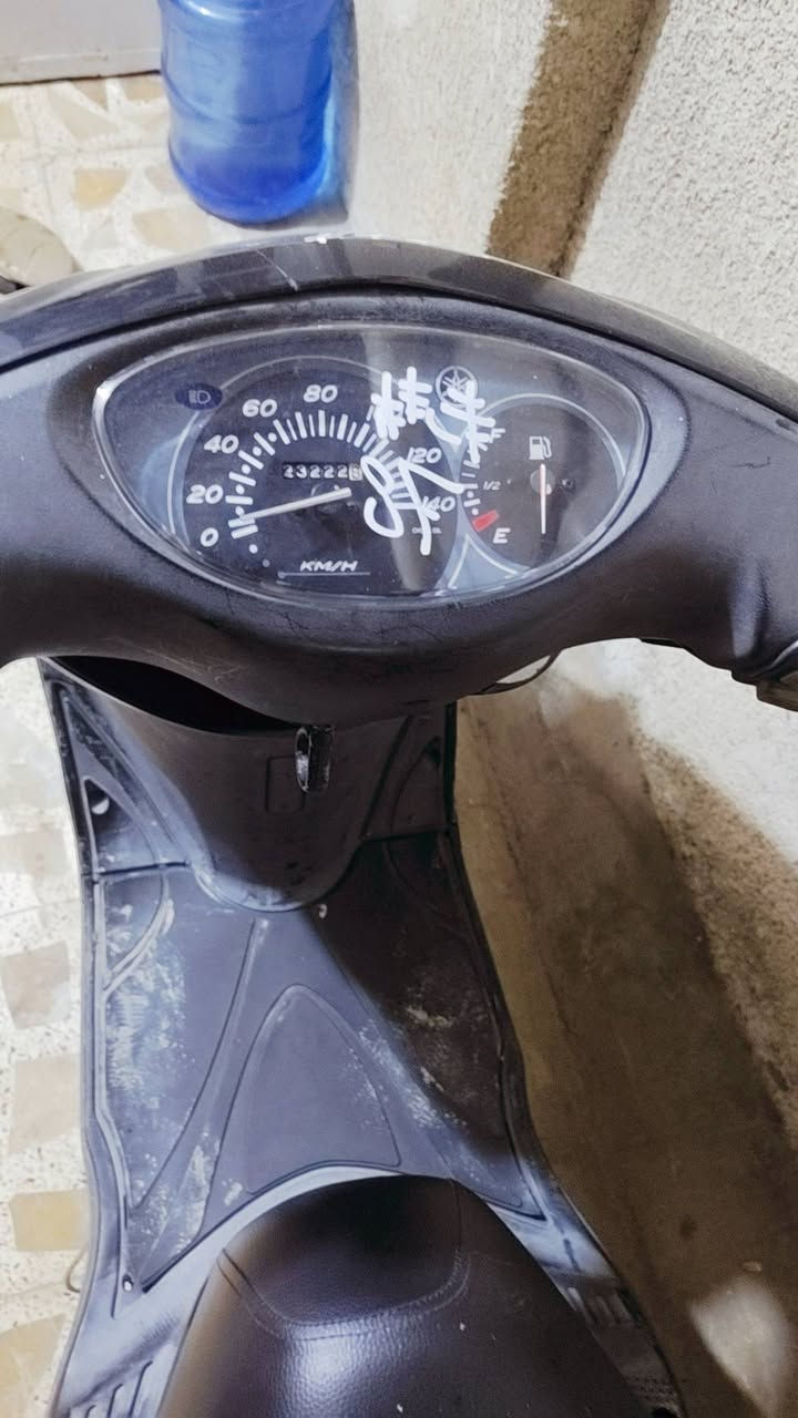 سلام عليكم دراجة بريز مكفولة كفالة عامة برغي ممفتوح بيهة سعر 750 قفل مكان الشعب ***********
