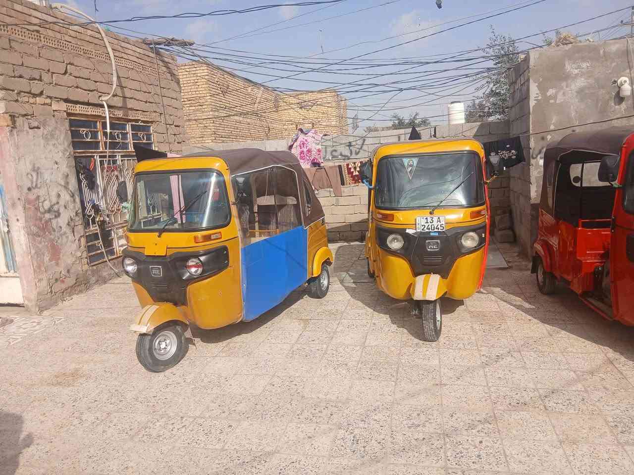 تكاتك البيع جميع الموديلات  كلهن أرقام.  مكاني عماره حي شرطه.        ***********.    ***********
