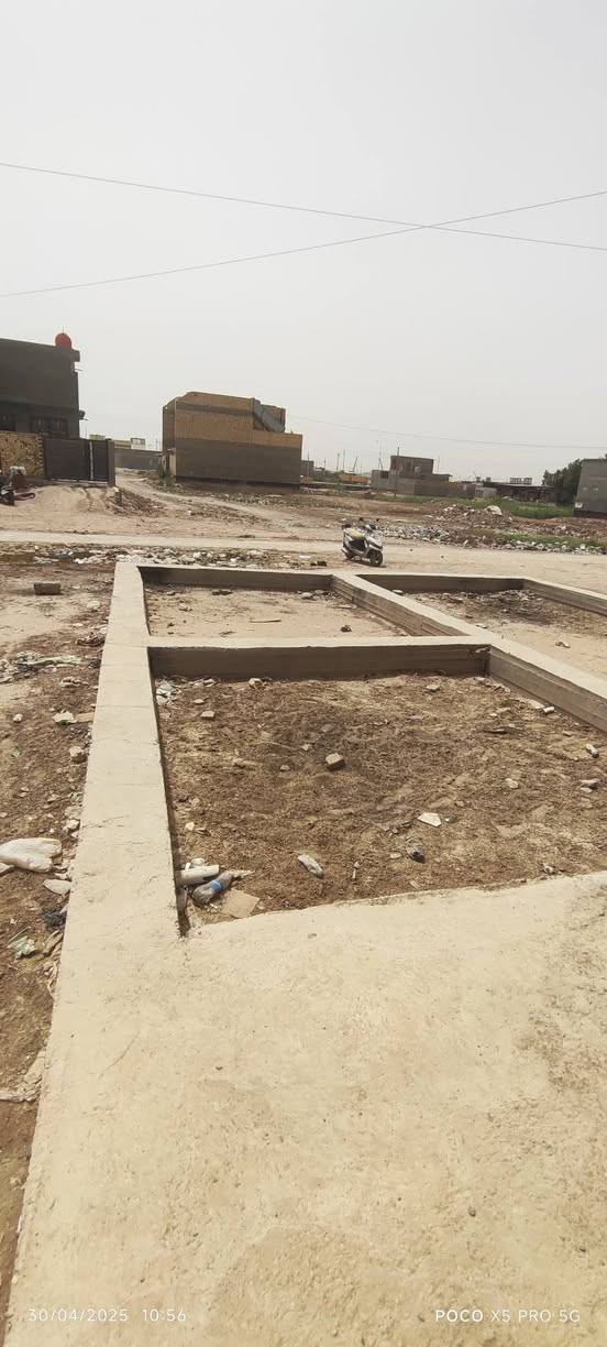 السلام عليكم
من رخصة الادمن 
قطعه للبيع طابو زراعي --125
القاسم مقابيل حي الشهداء الجديد 
***********
