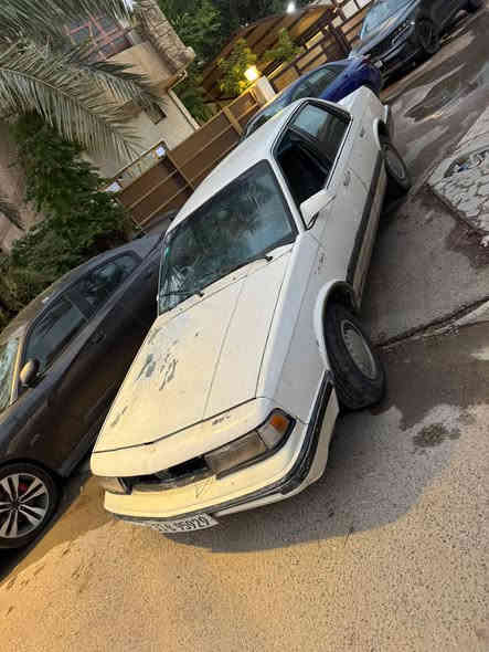 اولدز كير ومحرك جيد صدر وسط نكليزي وهزه سياره وتحتاج جامه أماميه كير ومحرك جيد سعر ٣٠ ورقه سياره بدون حادث *********** العنوان زيونه بغداد
