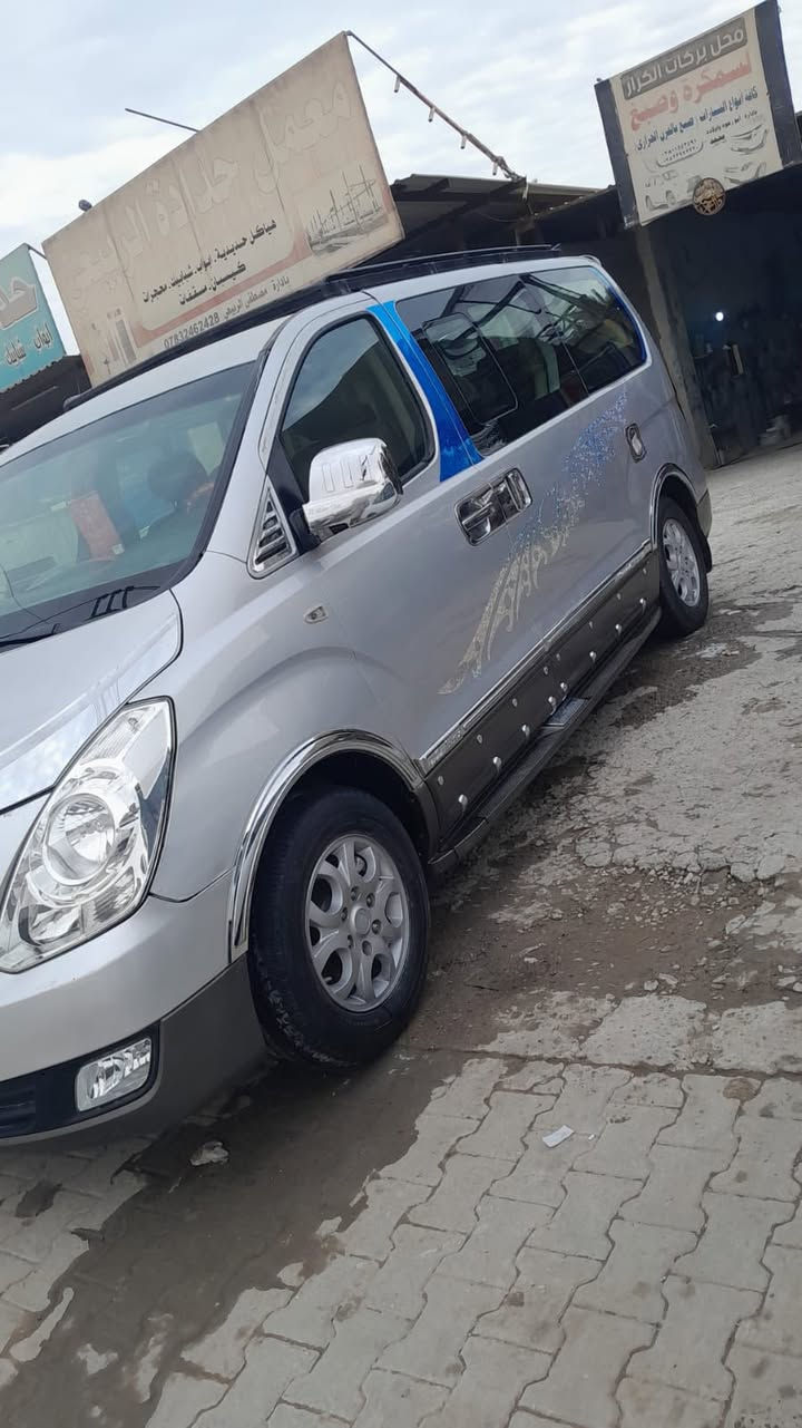 السلام عليكم ستاركس للبيع  سياره مكفوله من ضربه والعيب الشرعي مسكر كير محرك مكفول اللستفسار لاتصال ع الرقم ***********
