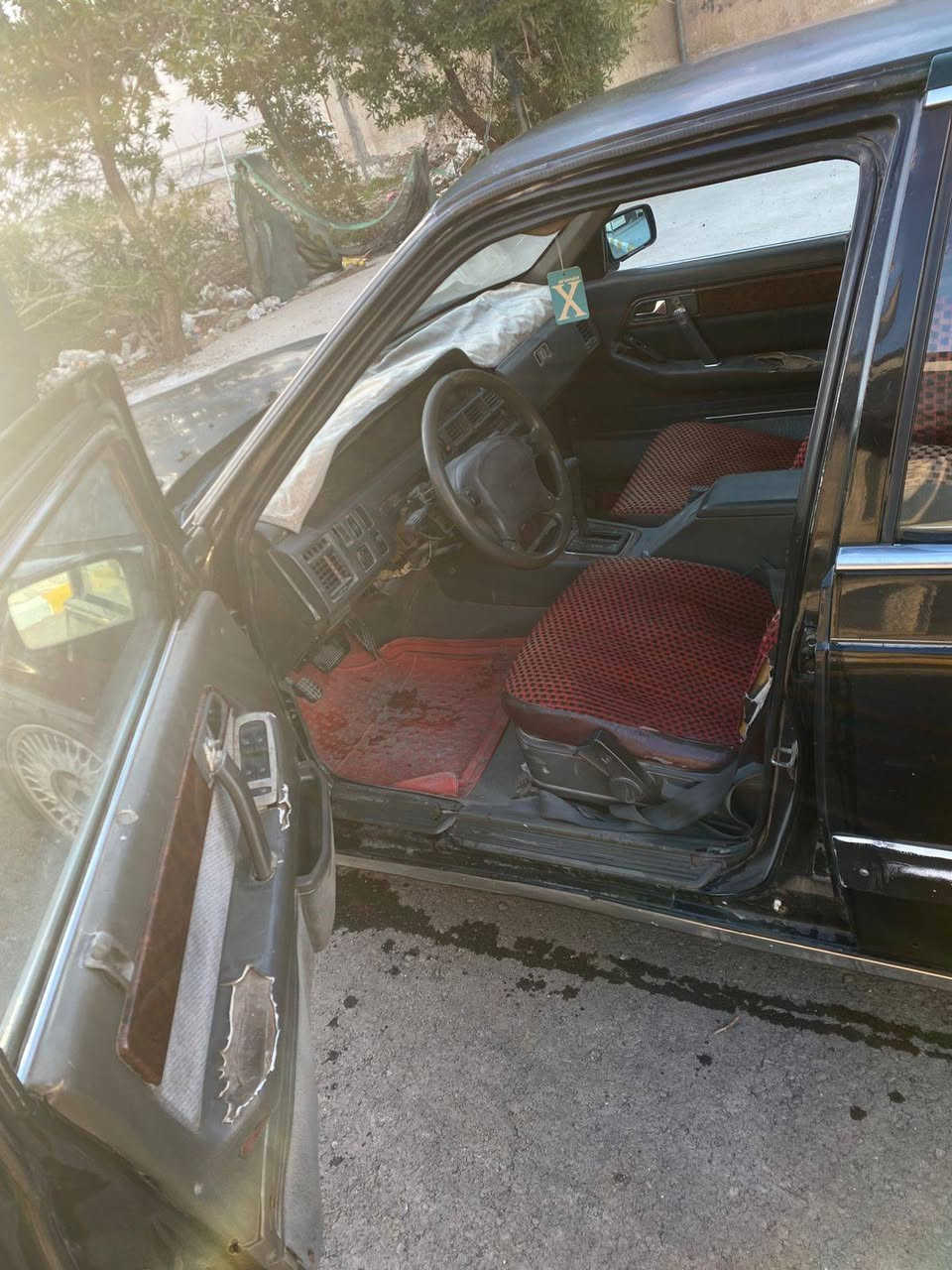 السلام عليكم 
للبيع كيا بونتيشا 1992 رقم بغداد الدولي بسمي رقم الجديد 

مكاني بغداد زيونة 
السعر : 30 ورقة 
***********
