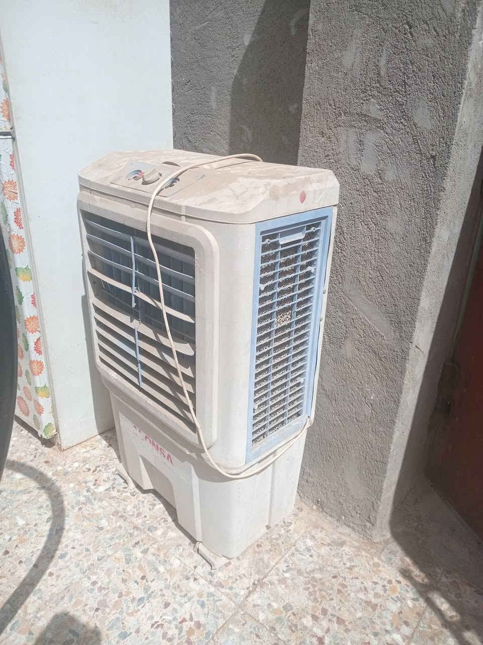 گونفيره جوزي السعر 60
گونفيره ازرق السعر 25
سيت طبلات اسود السعر 90
ميز طعام جديد السعر 50
مزهريه السعر15
مرجوحه جبيره السعر100
مرجوحه عش 50

***********
***********
