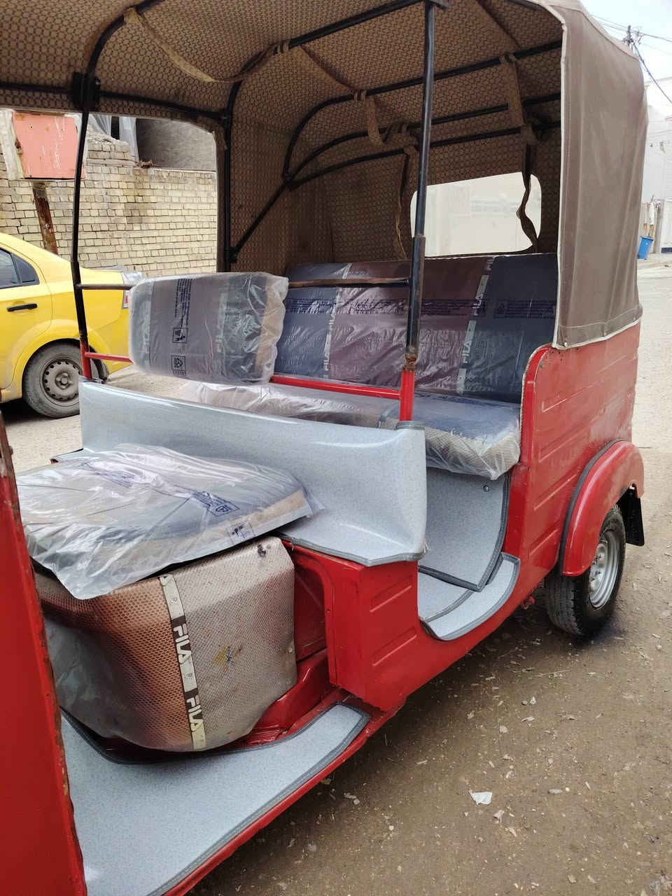 سلام عليكم تكتك للبيع جاهزه من كلشي كير مكينه جدد دوشمه جديده تخم تاير اكسل جديد أوراق اصوليه المصطفى المكان بغداد الرشاد هذا رقمي والشراي*********** يتصل ++سعر ٣٤٠٠
