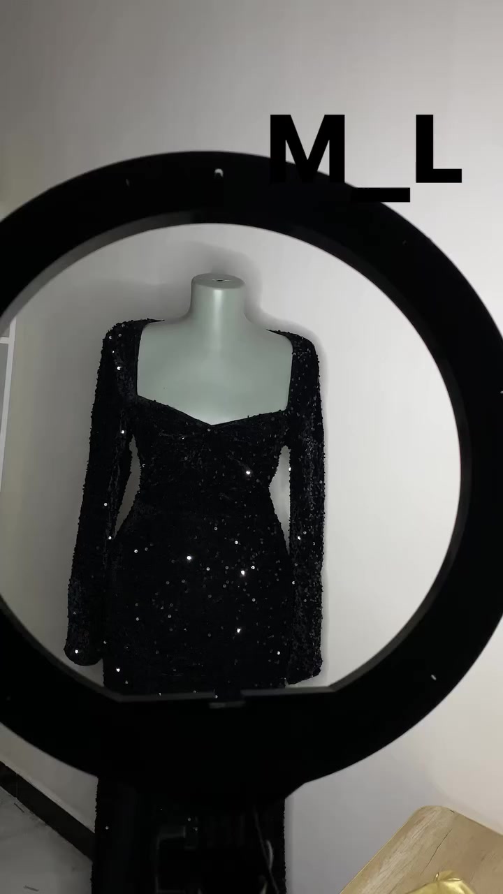 فساتين جديدة غير مستخدم 
للاستفسار واتساب ***********
