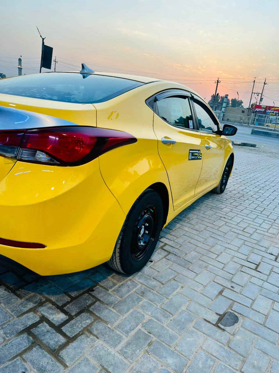 سلام عليكم الانتره ٢٠١٥وارد امريكي حادثه الدعاميه الماميه فقط شواصي الغود مكفولاه كير مكينه صدر تخم تاير جديد كله مكفول سياره احله من الصوره رقم بغداد هيه غرامات مصفره السعر خابرني وبيك خير ودلل *********** مكان السياره بغداد فلكت حي النصر
