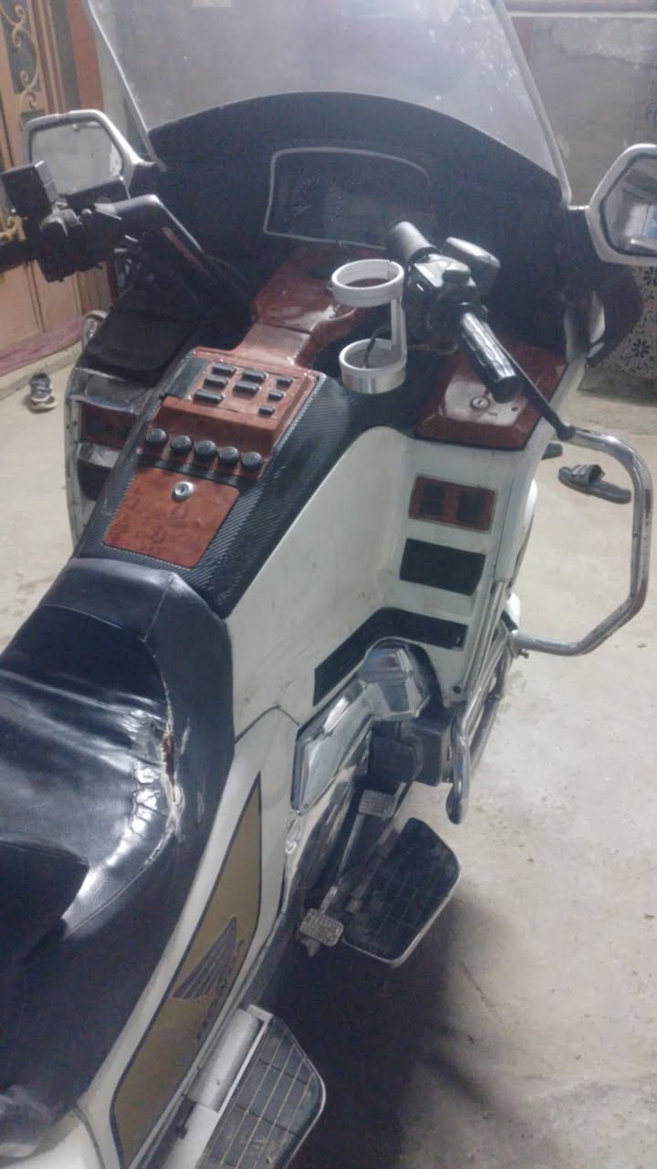 سلام عليكم من رخصة الادمن كولدن موديل ١٩٨٨ مرقمه انكليزي مشروع وطني دراجه مكفوله من التاير لتاير أخذ اتريك وين متريد ألسعر ٢٥ ورقه تحياتي للطيبين مستعجل على البيع


**إذا كنت صاحب هذا الإعلان وتريد حذفه لأي سبب، رجاءا أرسل رسالة إلى الدعم الفني**