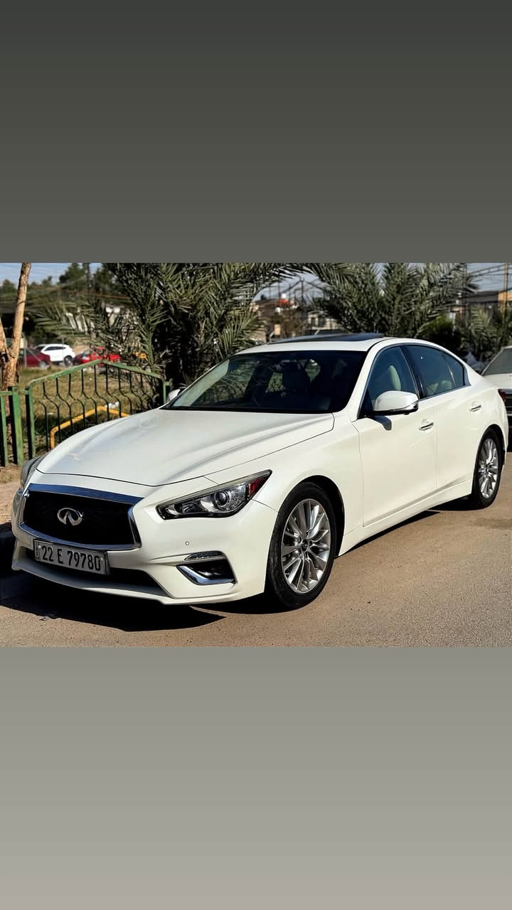 السلام عليكم انفنتي q50 موديل 2021 ماشيه 50 ميل محرك 3000 توين تيربو 6 سلندر فول مواصفات  رادرات جوانب وحساسات امامي خلفي وتوقف ذاتي بدون ايرباك صبغ دعاميه ودوسه وبيها حالوب خفيف رقم شمالي السعر 16000$ مكان السياره بغداد الرصافه للاتصال ***********
