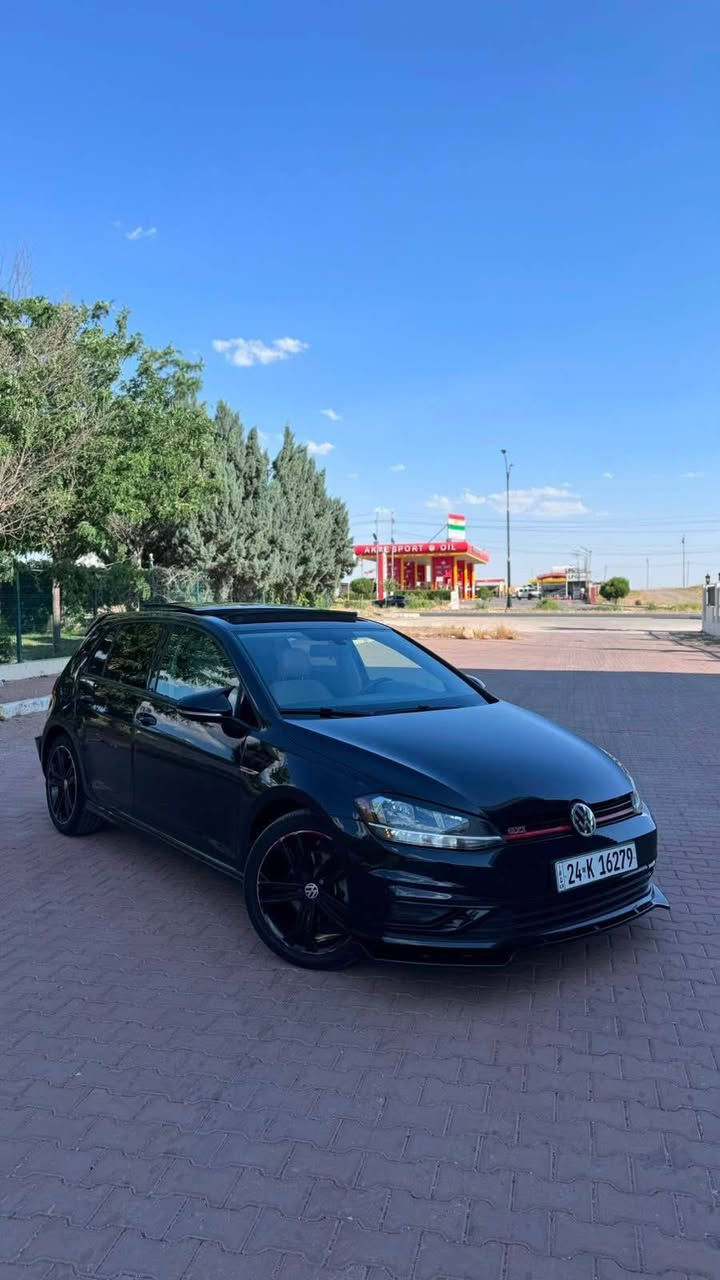 تلفون ***********
گولف ٢٠٢١ GTI فول گير عادي 
بيش و بشت كه بس جاملخي بشته وه و نيو ده ركا صبوخ بئ داخلي مواصفات فول فول گير عادي 
رقم سنوي هزه جديد تحويل وكاله غرامات ب شرت
گير محرك به ردي گزوز ب شرت 
سعر ١٤٠ ورقه مجال اكر, نينوى
