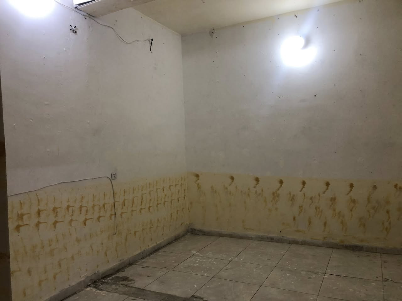 شقة للايجار سوق الدولعي ***********
