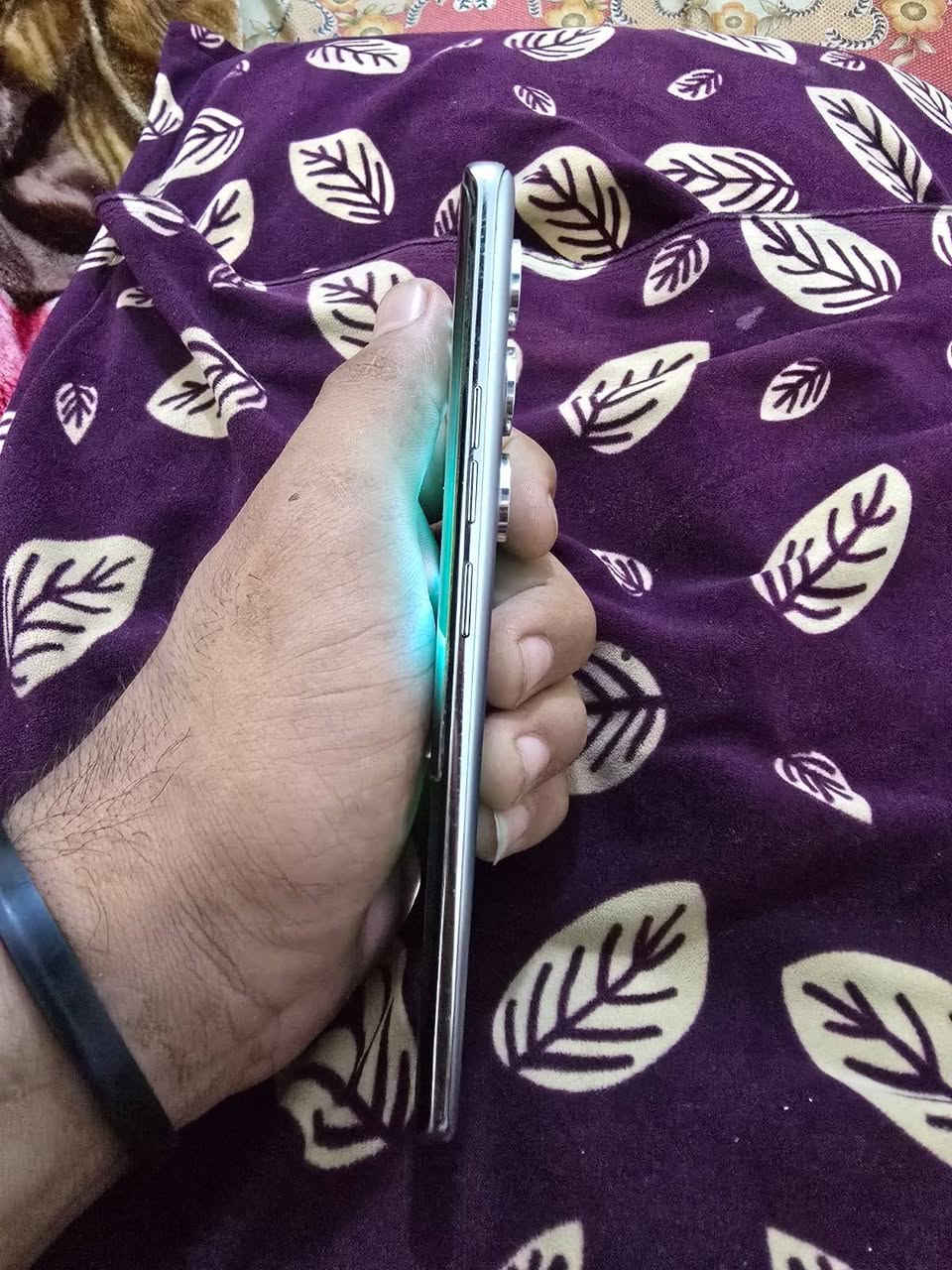 TECNO CAMON 40 Pro تلفون جديد كلشي مابي  مكاني مدينه الصدر السعر275وبي مجال ***********/***********
