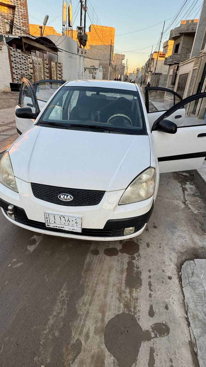 كيا ريو 2009.
16. تحويل ثاني يوم كابون بانزين بيها
سياره جاهزه من كلشي مال بيت 
جاملغ امامي فقط صبغ شرط بدون اي دواخل وبدون اي معجون شرط السونار
وترايها وين مايعجبك 
السعر92  وبيها مجال جدآ قليل 
العنوان. موصل. حي الشرطه
قسط ومقدمه مانبيع لانه السياره مال حرمه وبأسمها  ومحتاجه دتبيعها
***********
