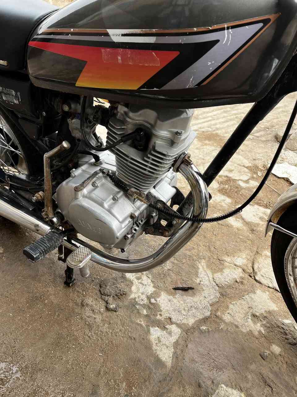 سلام عليكم دراجه  نامه للبيع كلك كلك كلك دراجه حلوه ومنضيفه وخير من الله مكاني بصره ابو لخصيب سعر400وبيه مجال للشراي
***********
