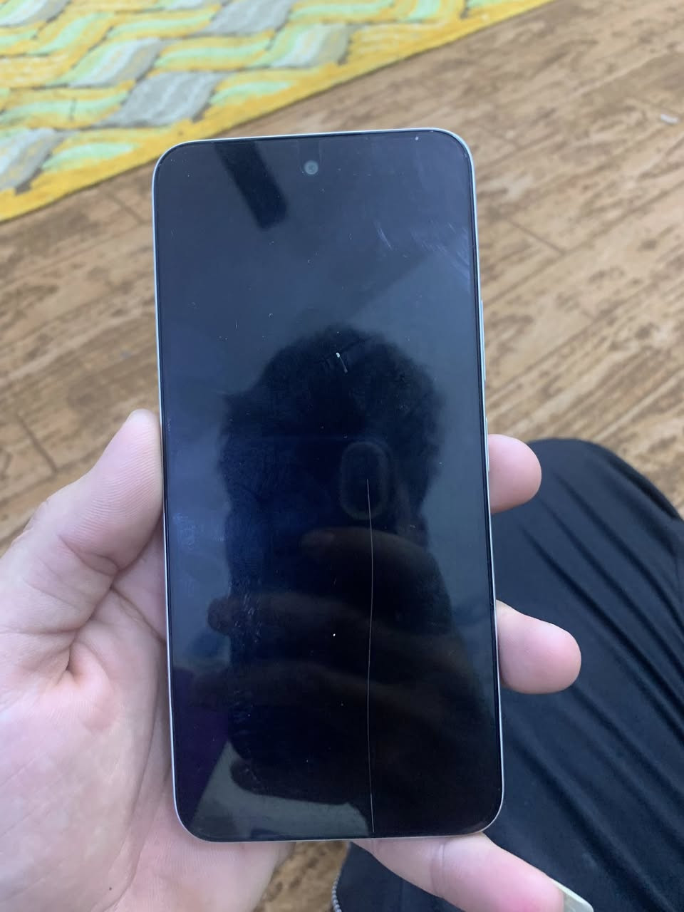 نفنكس سمارت 10 الجهاز جديد ماصار شهر من شتريته حته بعدني كلشي مامنزل بي بس الكرتونه مالته ضاعت ذاكره 128 بغداد الشعب 
***********
