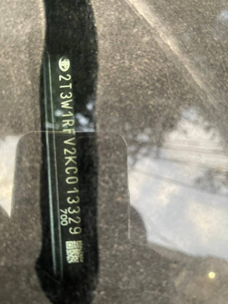 السلام عليكم
راف فور 
موديل 2019 
بيه صبغ باب فقط 
جديده جدا 
فئه xle 
بانزين فقط 
السعر 197 ورقه وبيه مجال بسيط
استفسار اتصال ***********
