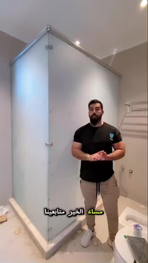 شركه اكسبو للقواطع الزجاجيه الفصال حسب الطلب
💠سمك الزجاج 10 ملم مسكرت 
💠اكسسوارات سانلس ستيل 
      تتوفر ب3 الوان -سلفر- اسود- ذهبي
💠جام تركي
💠النقشه حسب الطلب
💠القياس حسب الطلب
⭕️للاستفسار اكثر اتصل على ***********
