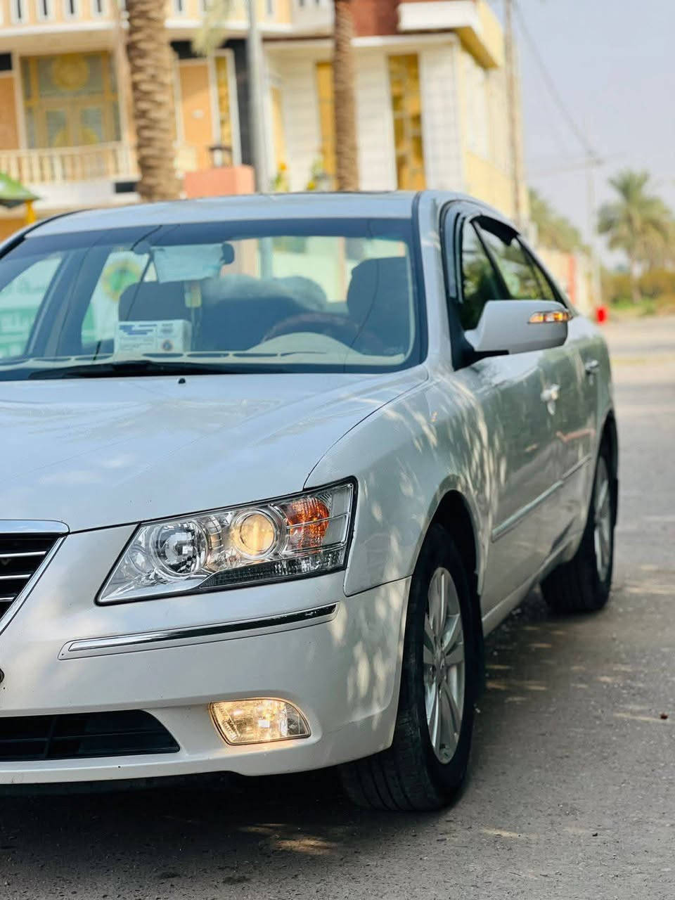 سياره هونداي سوناتا مقدس 
موديل 2011 خليجي
اللون    أبيض 
رقم    انبار  شرط التحويل 
مكينه. 2000  مكفوله
كير   مكفول
فول مواصفات فتحه بالقماره اشاير بالمري يدات نيكل داخل الدشبول صاج  اربع حساسات السياره احلى من الصوره بهواي 
السياره ماشيه 240 الف حقيقي 
مكان السيار. بغداد

   $$السعر 117 وبيها مجال $$

 ملاحظه السونار موجود مع الصور 
***********
