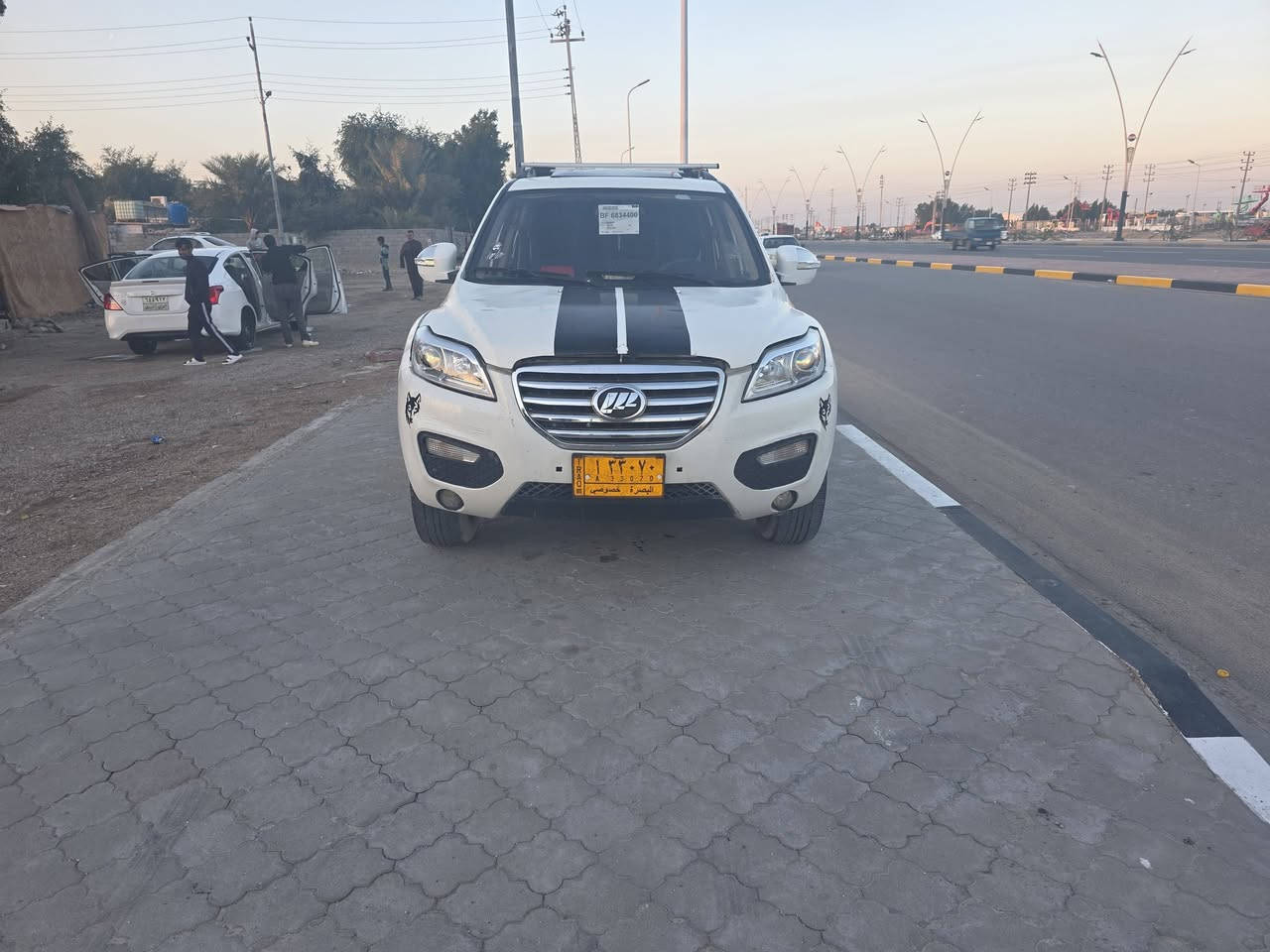 السلام عليكم ليفان مديل ١٣ رقم بصره تحويل السياره جاهزه من كلشي مكينه وتبريد تخم تاير حداديه مابيه ضربه وحلامن الصوره السعر ٤٥ الشراي يتصل المكان البصره الزبير ***********
