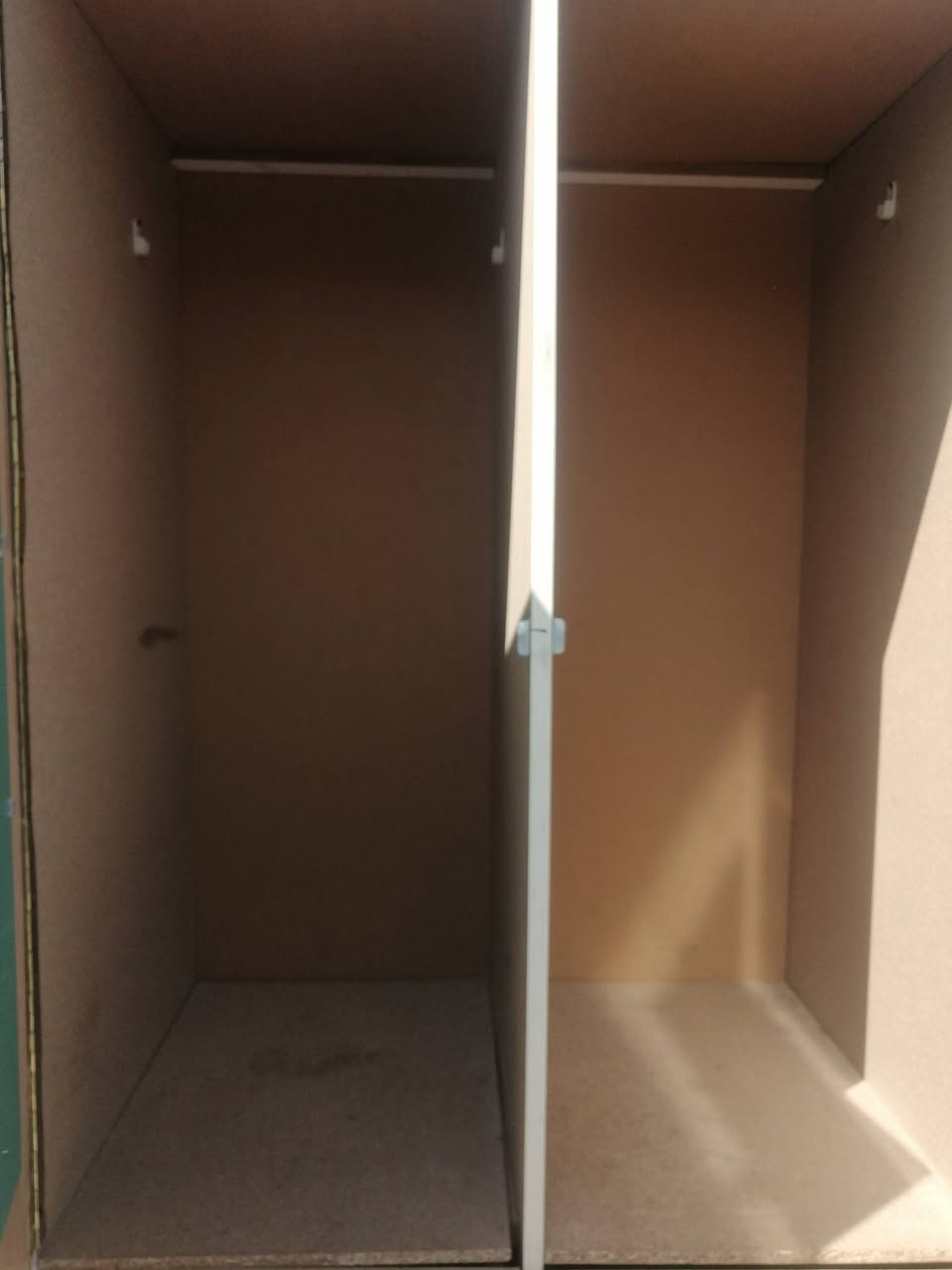 معرض قياس 3 امتار قطعتين للبيع سعر ١٥٠ اتصال ***********
