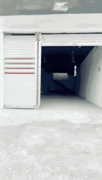 السلام عليكم محل للايجار في الزراعي قرب ماركت الكرط  للاستفسار ***********
