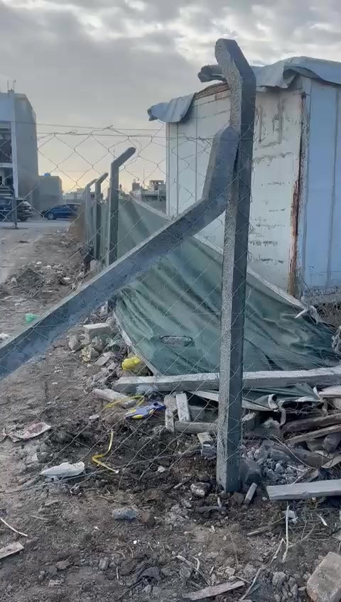 السلام عليكم قطعه ارض للبيع للمساحه 100 متر عرض مميز وجهها على شارعين شارع 10 وشارع 20 رقم العقار 9076-3-10 خدمات كامله ☎️***********
