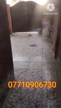 بيت ١٠٠ متر طابقين ٣ غرف نوم واستقبال وصالة ومطبخ وحمام مشترك وطارمة و...