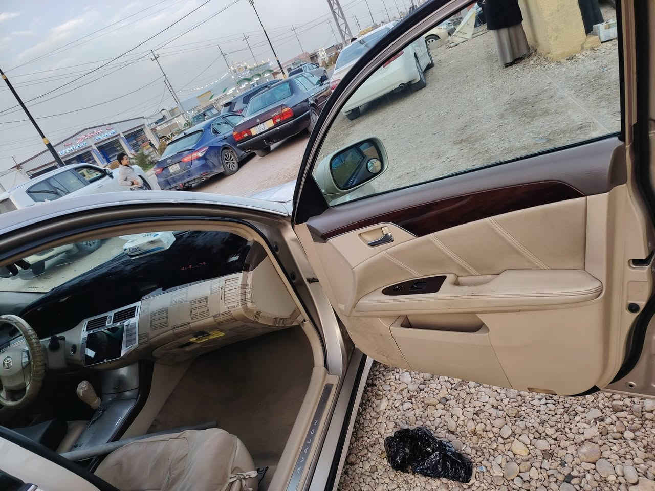 السلام عليكم للبيع افلون 2008 خليجي فول مواصفات رقم بغداد
بيها رش 3 قطع  دواخل مابيها 

گير ومحرك شرط  محرك شادلها مال 2017 قبل سنتين

السعر 113 وبيها مجال 

للأستفسار ***********
