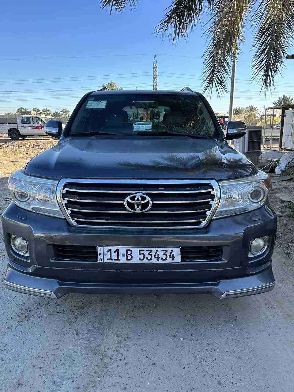 السلام عليكم لاندكروز ٢٠٠٨محدث١٤فقط لايت ودعاميه بدون ضرر ***********/***********السعر ٢٧٥مع مجال للشراي
