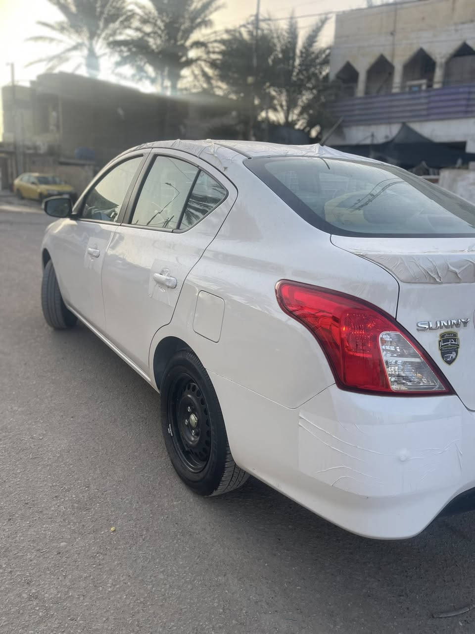 السلام عليكم نيسان سني 2026رقم أربيل ماشيه 3000 بيه صبغ بين الباب والجاملغ جهه السايق وباقي السياره مكفوله كفاله عامه مكينه كير خير من الله السياره بحاله زيرووو مكاني بغداد رقم الهاتف ***********
