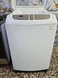 مستعملة • ١٣ كيلو • تغسل بطانيات