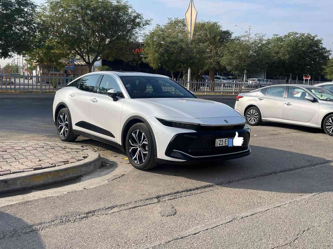 كراون 2023 شركه مهند مكفوله عامه خليجيه ماشيه 18000 الف فول مواصفات ***********
