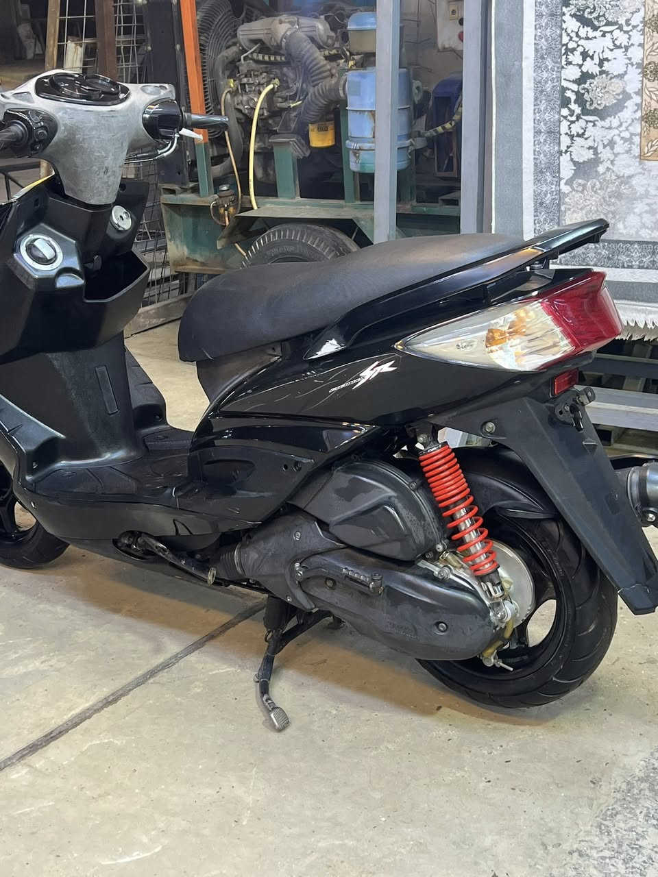 سلام عليكم 
دراجه فحل ياباني  نوزل 
دراجه مال مزاد صور مزاده موجود وكتلوك كامل  دراجه زيرو  
دراجه مكفوله كفاله عامه اي نقص مابيه 
بيه كلجات رياضي شلعه ومعدل خير من الله 
سعر خاص او اتصال على رقم ***********
