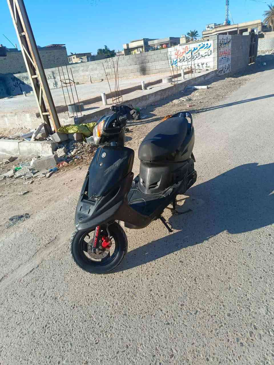 خير من الله نكرة كلشي شغال بيها محرك ممفتوح  سعرها 500 مكاني بغداد فلكة حي نصر او كرادة ***********
