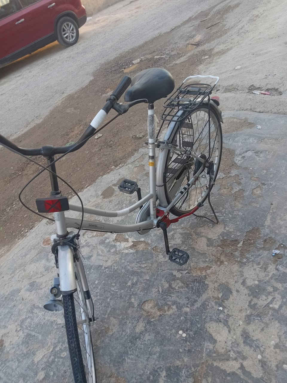 بايسكل بناتي للبيع حجم 26 بايسكل نضيف موديل 2020 مابي اي نقص كامل بايدر كلشي مابي بريكات تشتغل تايرات جدد ما ممسوحات السعر 100 وبي مجال عنوان بغداد الدوره هور رجب


**إذا كنت صاحب هذا الإعلان وتريد حذفه لأي سبب، رجاءا أرسل رسالة إلى الدعم الفني**