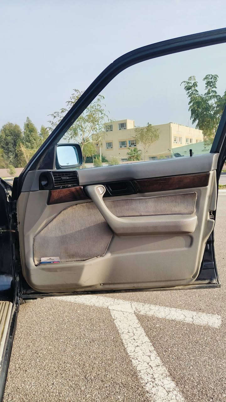 بیلاد525مۆدێل 1994فول موە سە فاتە مکینە و گێرو تبریت بشە رت  تایە و ویڵی ڵۆکە تحویل غرامە بشە رتتت
لیدراوی نیە شایە نی باس کردن بیت شوین کلار ژم***********
