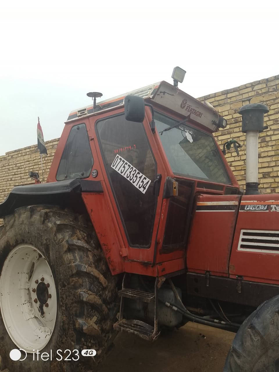 سلام عليكم فيات للبيع 140فول مواصفات فول عادي اكسل بارز مكفوله كفاله عامه كير اكسل  محرك مكان ميسان كميت ***********
