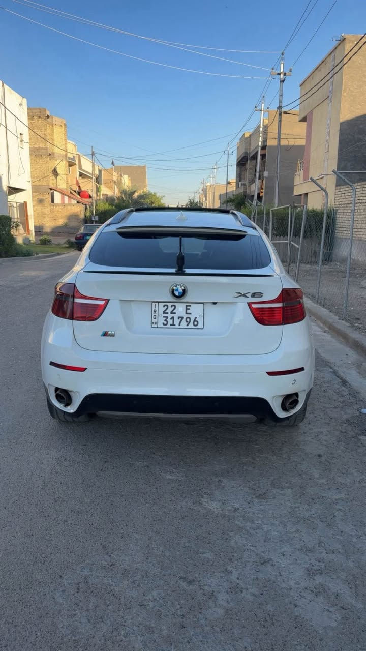 BMW X 6  2009
مكينة 3500 سوبر  ( كاز )
فول مواصفات 1/1 مكفولة من الضربة بصمة تشغيل 
4 بيبان بصمة بيبان شفط جنطة كهرباء 
داخل دم الغزال قمارة كنتارة كشنات كهرباء جوبلس 
كشنات ميموري خزن 
فتحة سقف مري شفط 
جوبلس  تخم تاير مع الويل جديد 
لايتات زنون 4  وضعيات قيادة 
شفتات بالاستيرن تحكم ستير مثبت سرعة بالاسترين تدفىة بالاستيرن بيهة بعد هواي مواصفات 
 السعر ١١٨ وبيهة مجال ماكو هيج موصفات ونضافة بهيج سعر 
للاتصال *********** بغداد, العراق
