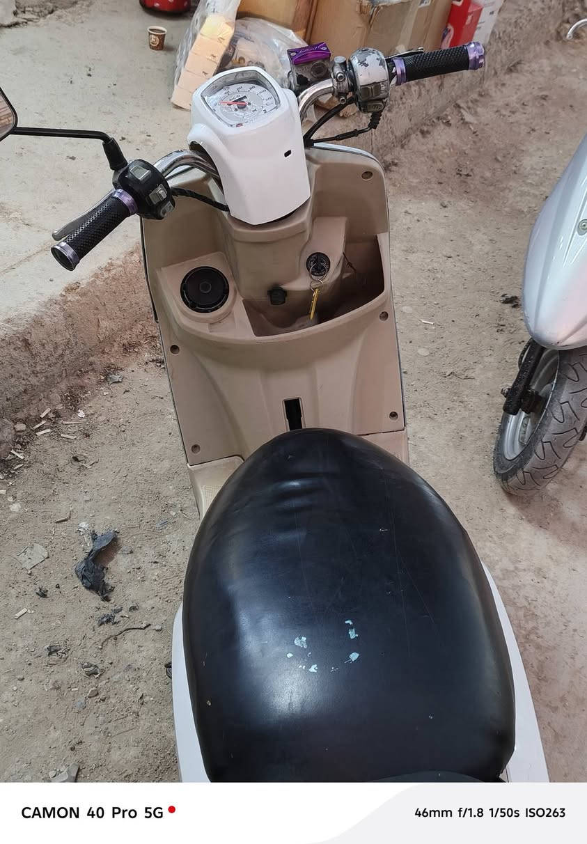 دراجه بوليسي 700وبيهه مجال مامفتوح دراجه كامله كشما عوزهه مكاني ناصريه هاذا رقمي ***********5
