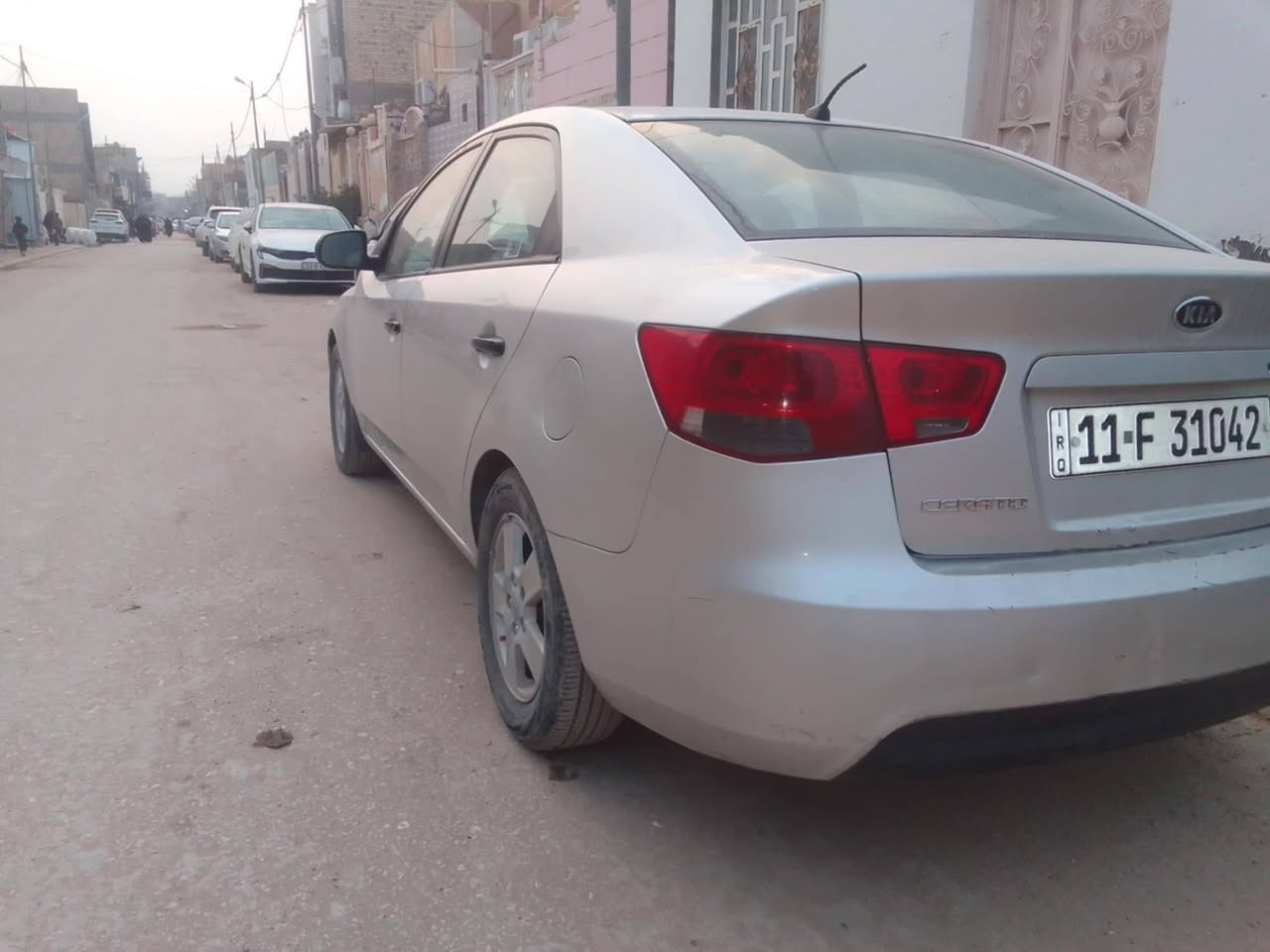 كيا سيراتو 2011 مكفولة من صبغ وتبديل جراد حته الدعاميات مكينة وكير تمام رقم بغداد مداور مباشر السعر 105 مكانها ديوانية *********** دواخل نظيفة
