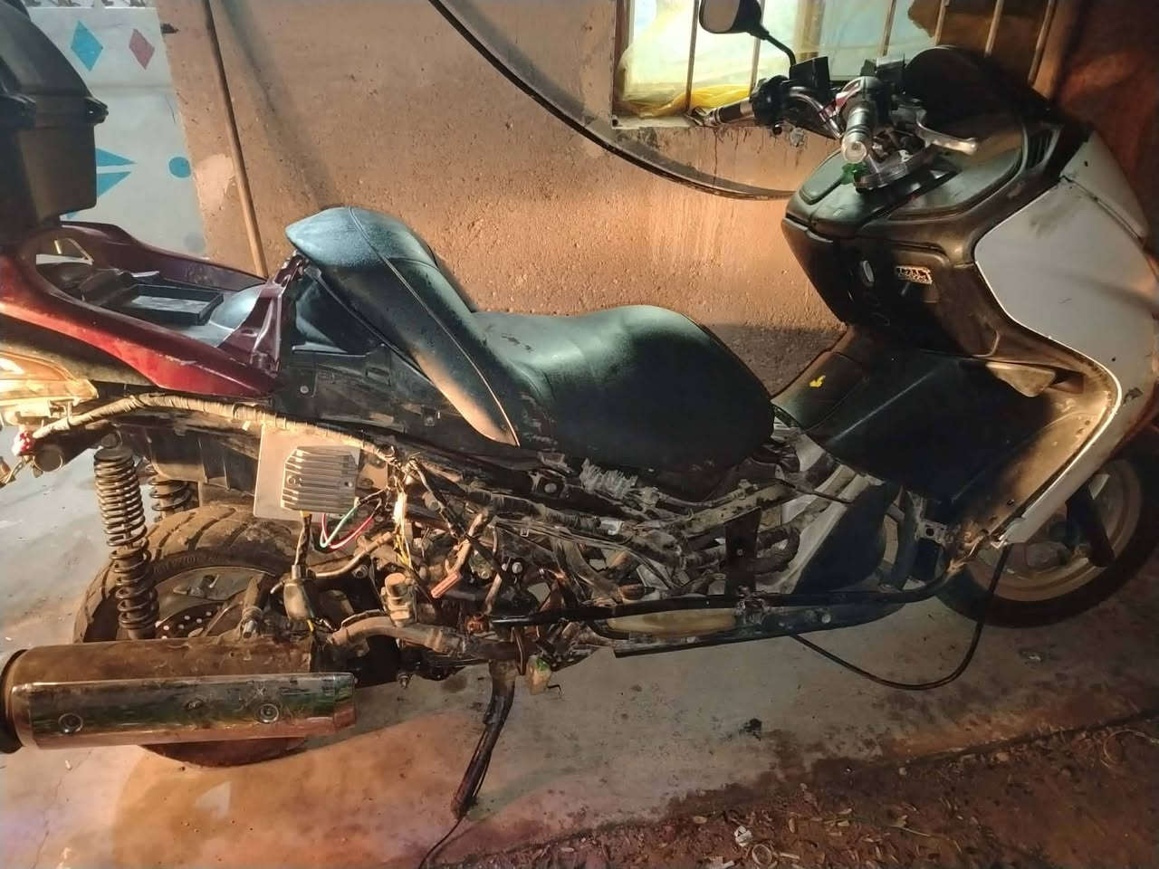 تفصيخ 08 
كوت حي الجهاد 
توصيل موجود 
***********
