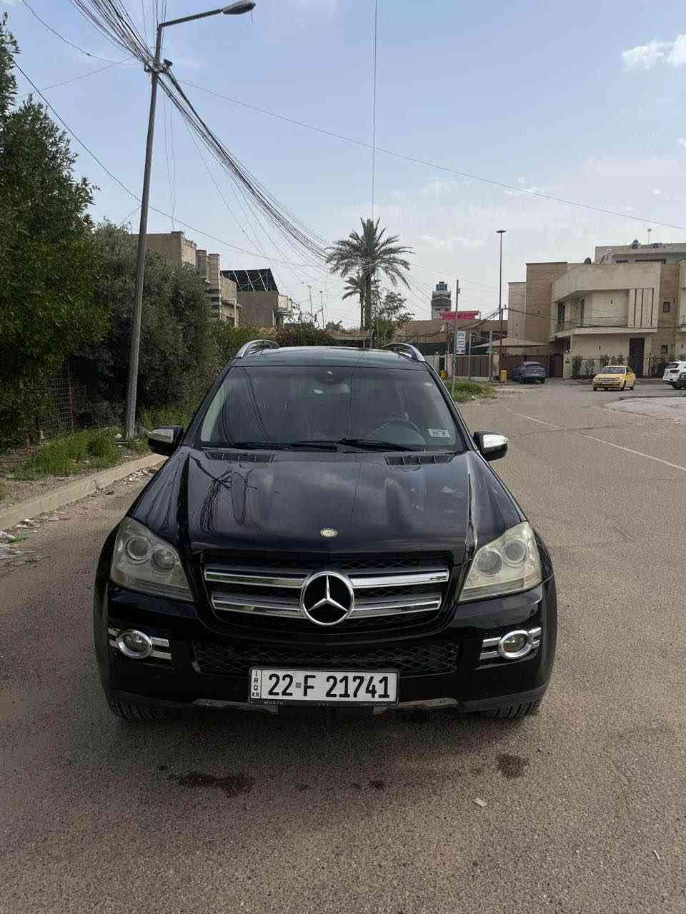 مارسيدس GL. موديل 2009. كلين مكفوله من الضربه 

محرك بلادي. 8 سلندر كير تحليك دبل فتحه جكات تصعد 

السياره فول للخير ماكو شي ما بيها وكلشي شغال بلادي 

السياره 7 راكب منفصل تحي اربع قطع تبريد كلش حلوه 

السياره جاهزه بدون نواقص بدون جطلات او تحوير شرط الفحص
محرك وكير جدد رقم اربيل سنويه جديده بسمنه شرط التحويل بي وقت حاضر 
اريد مراوس مارسيدس ناصيه او بين قوسين اصغر منها الي عنده يراسني وات ساب 
*********** العنوان بغداد حي الجامعه بغداد, العراق
