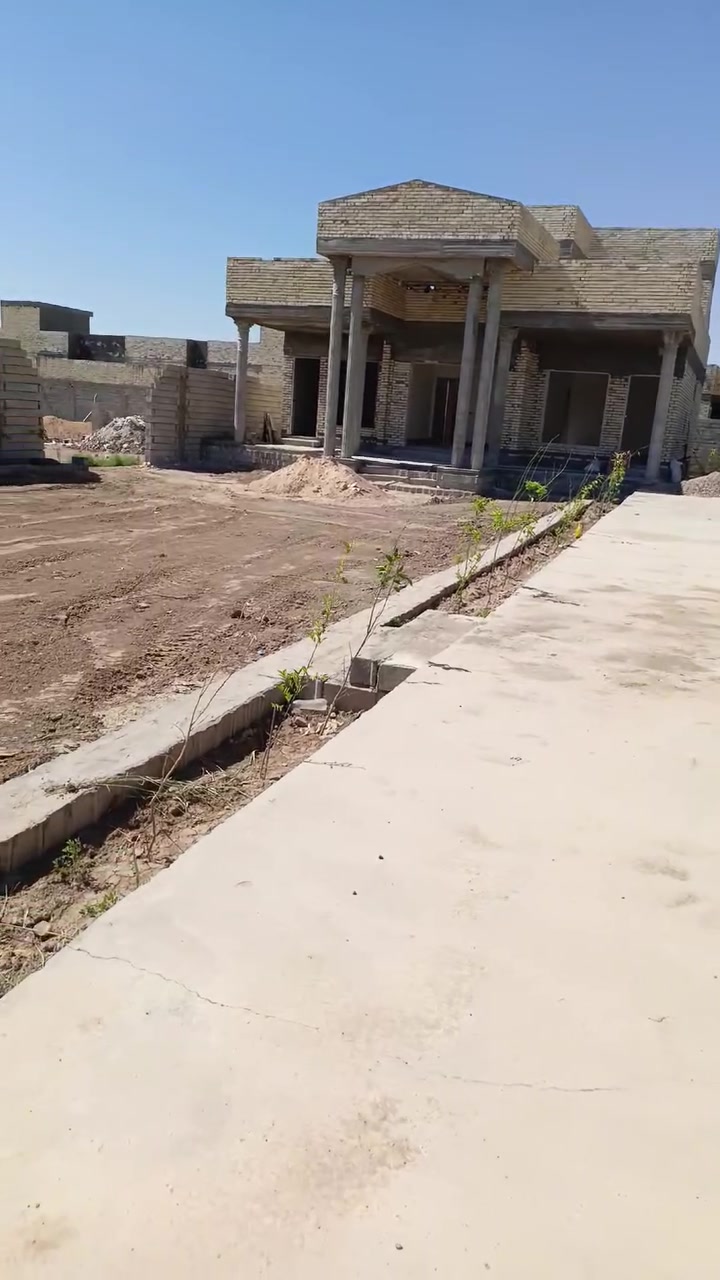 فله للبيع مساحه نص دونم طابو زراعي سند25 
للاستفسار 
***********
