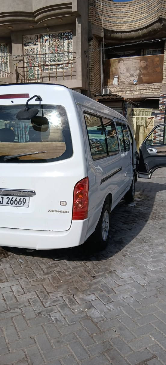 يا الله سلام عليكم جنبي اج وان سيارة جديدة بمعنه ل كلمه 90 وبيه مجال شي بسيط*********** للستفسار
