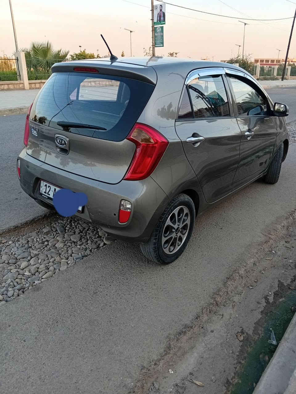 * كيا بيكانتو 2012 للبيع او معارضه بتكسي اكسنت او ريو 
رقم نينوى مسطره 

* ظررها مبدل بوند وراس الجاملق بارد مبين بالصور

* محرك بي صرف 

* السعر 71 وبيها مجال 

((***********))
