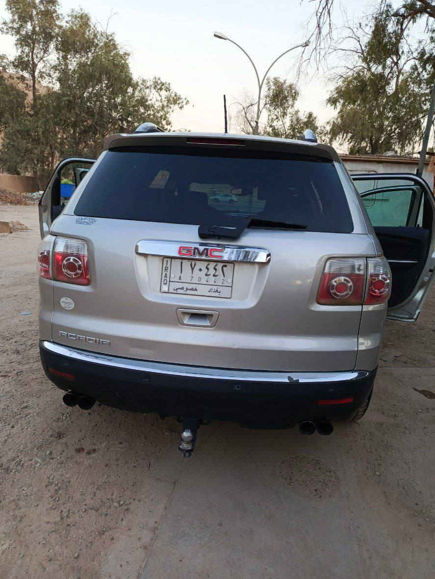 سلام عليكم
جمسي اكاديا 2008 وارد امريكي 
حادثها جاملغ خلفي 
سنويه باسمي لغايه 2028
عطـل في المحرك وسياره تشتغل  
ابيع محرك كـايم 
75 ورقه 
***********
