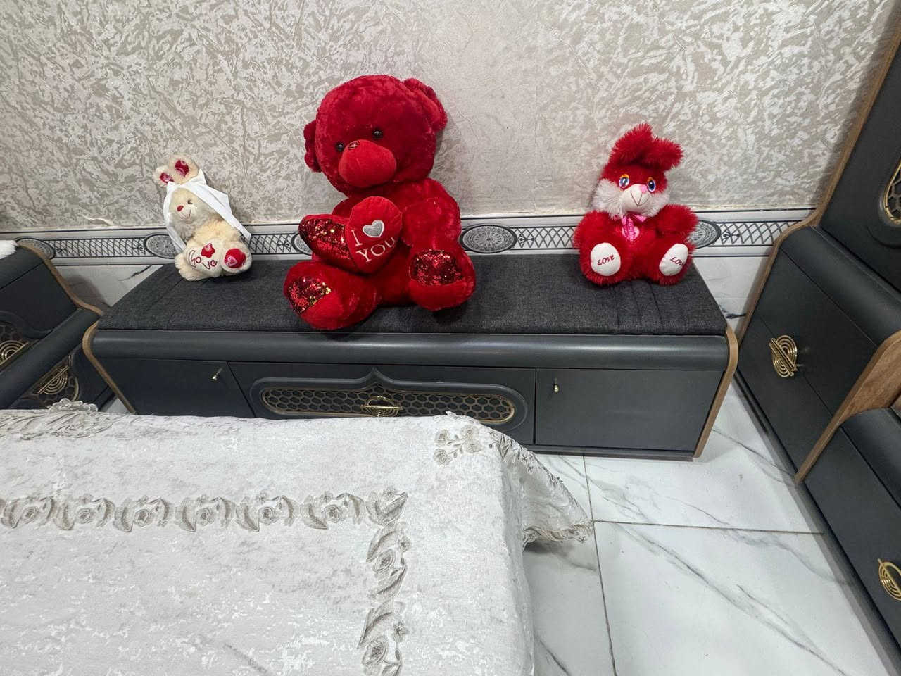 غرفة نوم تركية جديدة استعمال اقل من  شهر 
السعر خاص 
التفاصيل الاتصال على الرقم
***********
العنوان الرميثة 
مكلف بالنشر
