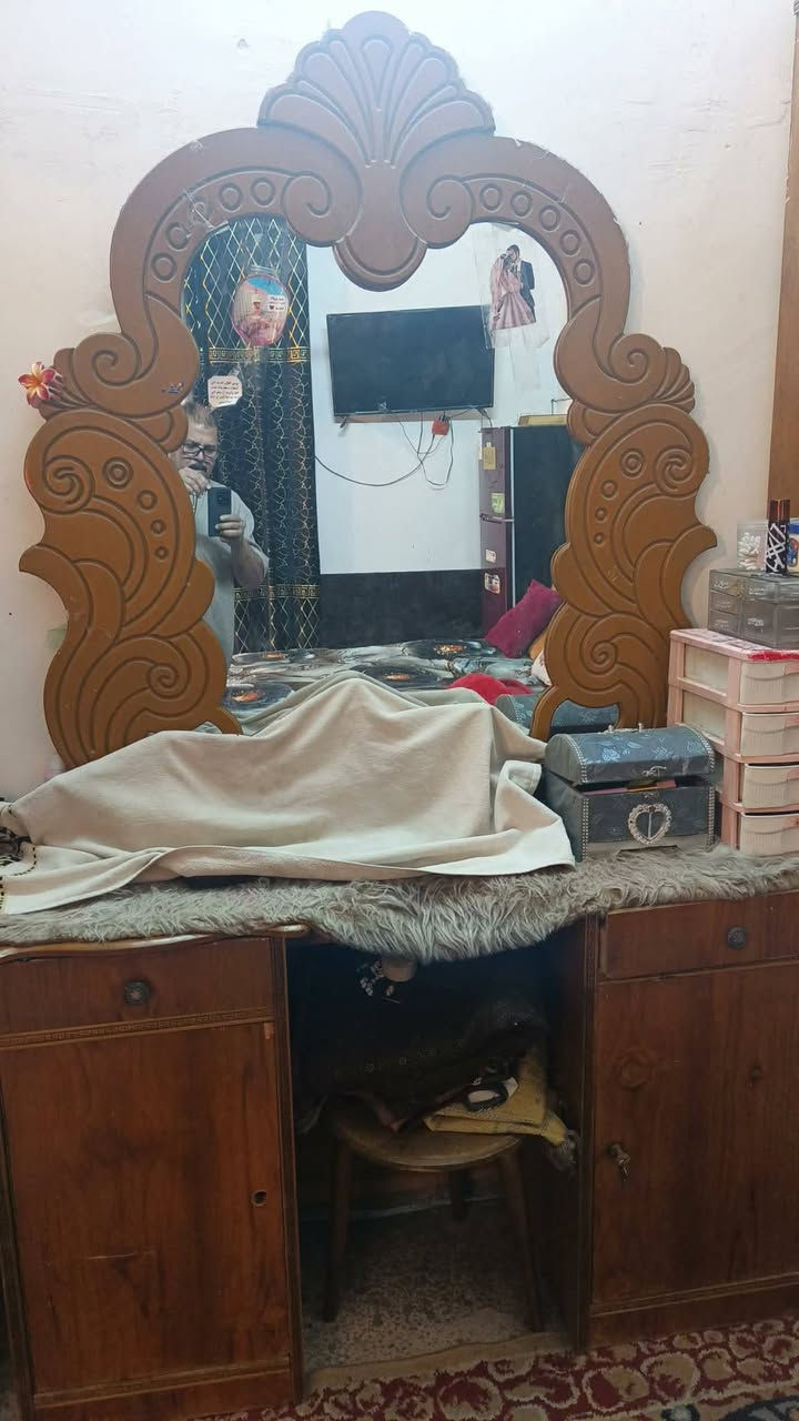 غرفة نوم للبيع صاج مكان كوفة سعر قفل بدون عملة 300 وجهاز جرى ب 100 🎀 ملاحظة اني  مندوبة شعندك غرفة نوم للبيع او غراض منزلية يدزلي خاص


**إذا كنت صاحب هذا الإعلان وتريد حذفه لأي سبب، رجاءا أرسل رسالة إلى الدعم الفني**