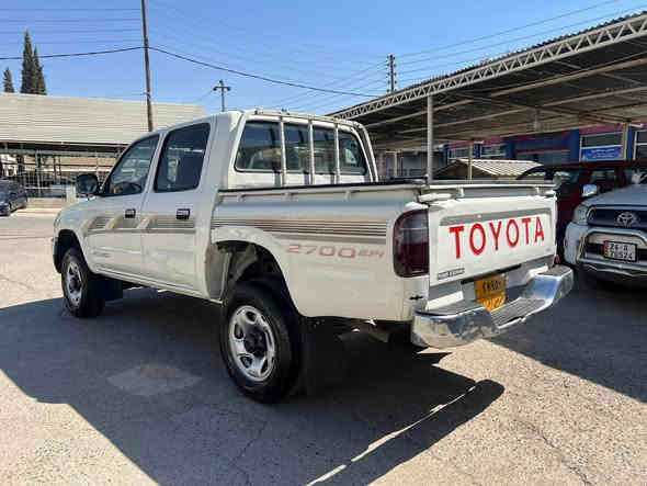 هايلوكس رقم أربيل 4x4 موديل 2004 مابيه سبغ مابيه دعم محسن سياره مكفوله كفاله عام سعر115 ورقه. رقم هاتف (***********) مكان زاخو زاخو
